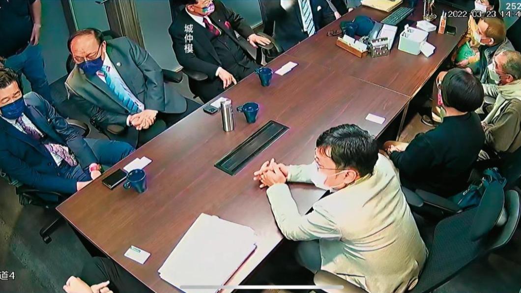 海濤法師與弟子鬧翻!「前司法院副院長」都捲入 談判畫面曝