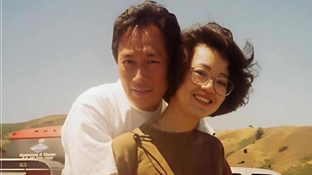 郭台銘挨酸！他力挺「現任妻的溫柔中懷念亡妻」：這才真男人