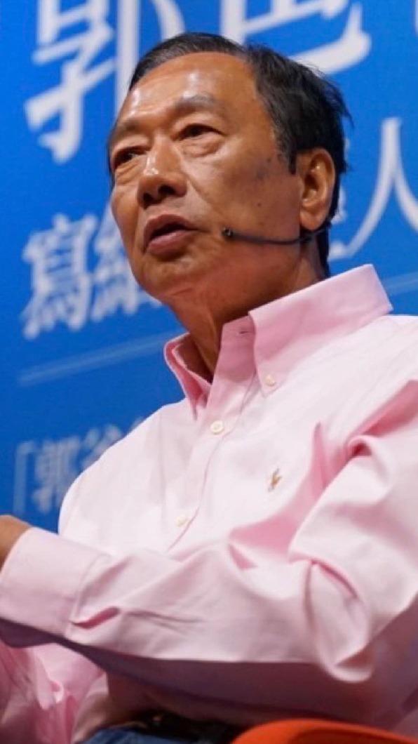 羅友志讚郭台銘是真男人。(圖/翻攝自郭台銘臉書)