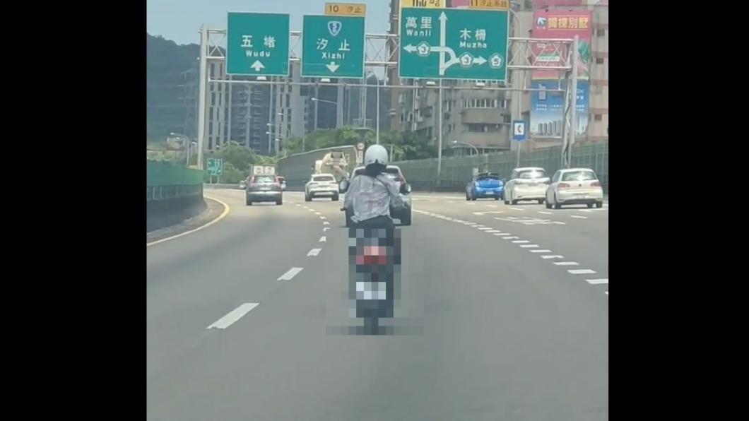 國道驚魂!韓國妹自由行不熟路況 騎電動車國道狂飆挨罰