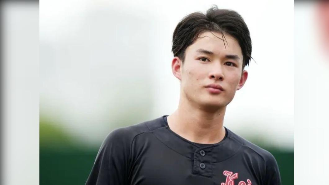 目前就讀慶應高校三年級的丸田湊斗在甲子園表現十分活躍。(圖/翻攝自@fooolish48推特)