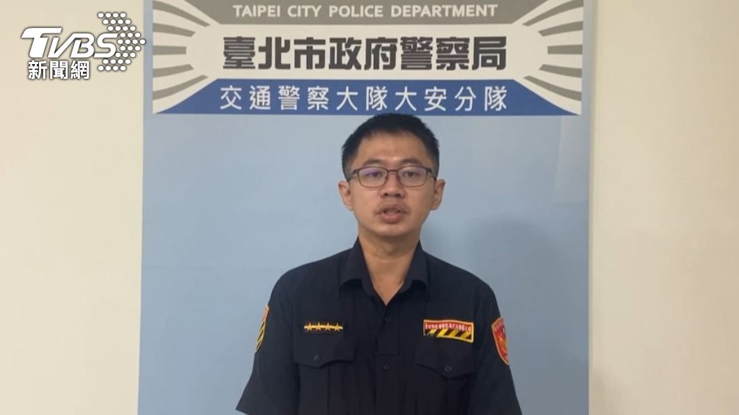 大安分局交通分隊小隊長蔡明煌。(圖/TVBS)