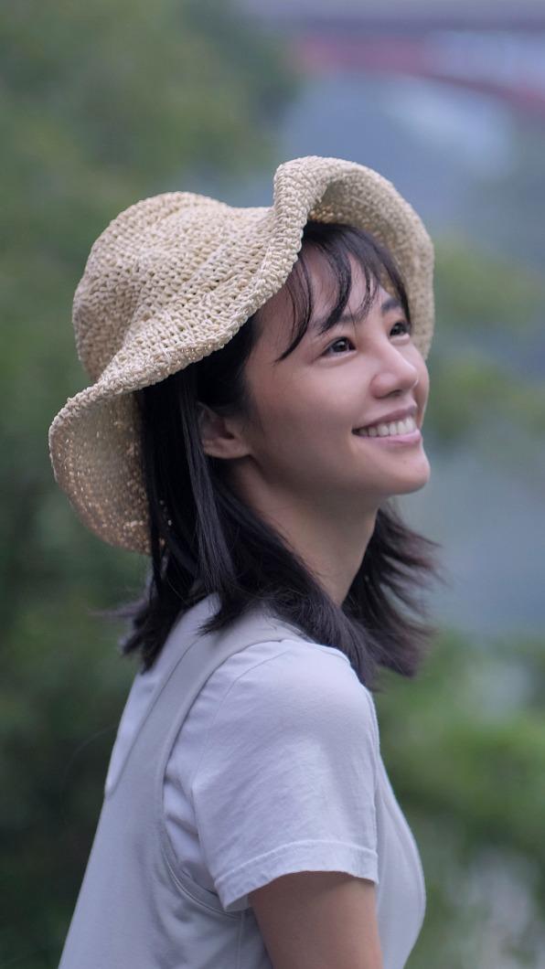 安娜・李新歌〈Second Home〉MV在台日兩地取景，還原當年她的打拼生活。（圖／A-One Music提供）