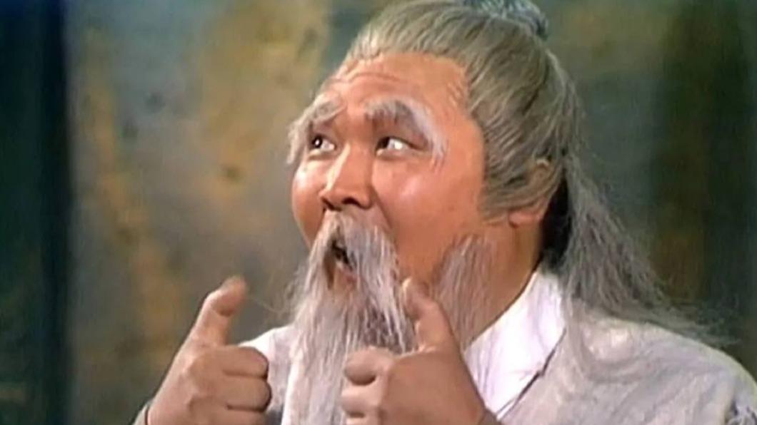 秦煌在《射鵰英雄傳》飾演周伯通一角爆紅。(圖/翻攝自微博)