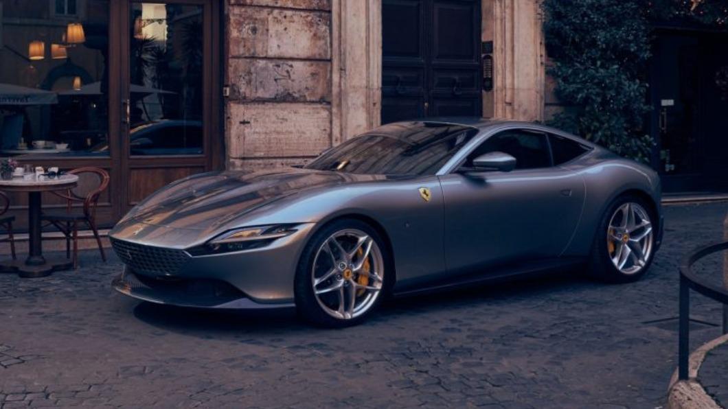 Ferrari Roma極速超過320km/h,設計靈感源自於1960年代的經典跑車。(圖/翻攝自法拉利官網)