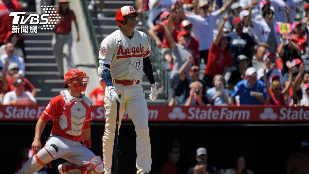 儘管大谷翔平新合約總額可能下修,但其打擊火力仍具有超高價值。(圖/達志影像美聯社)