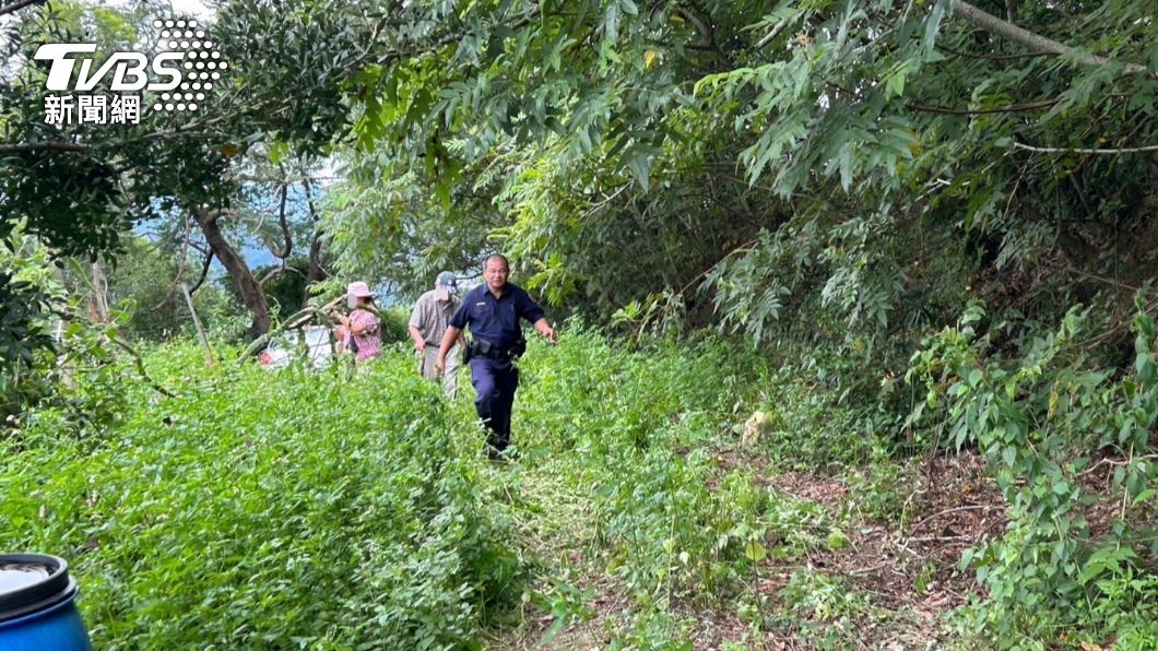 員警在500公尺外一處宮廟前將陳嫌逮個正著。(圖/TVBS)