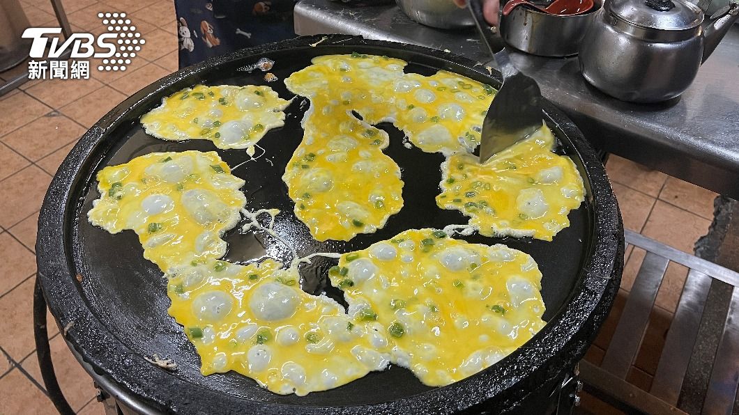 許多人會到早餐店用餐。(示意圖,與此事件無關/shutterstock達志影像)