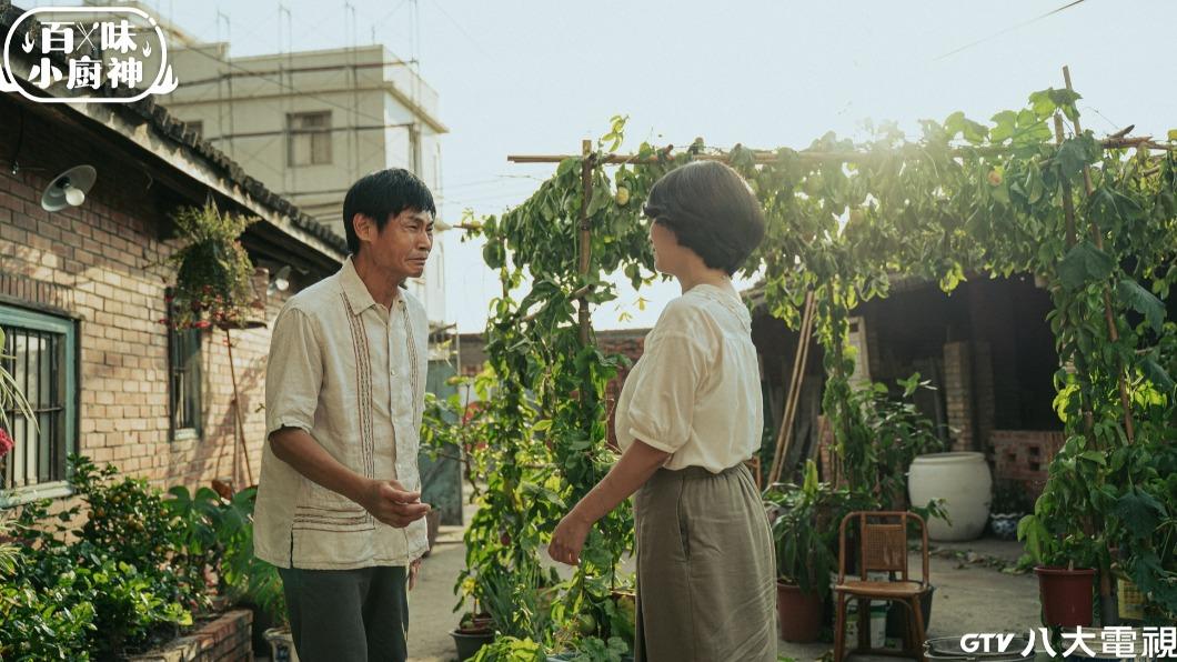 夏靖庭（左）動人演技，讓徐麗雯當場淚流不止。。（圖／八大提供）