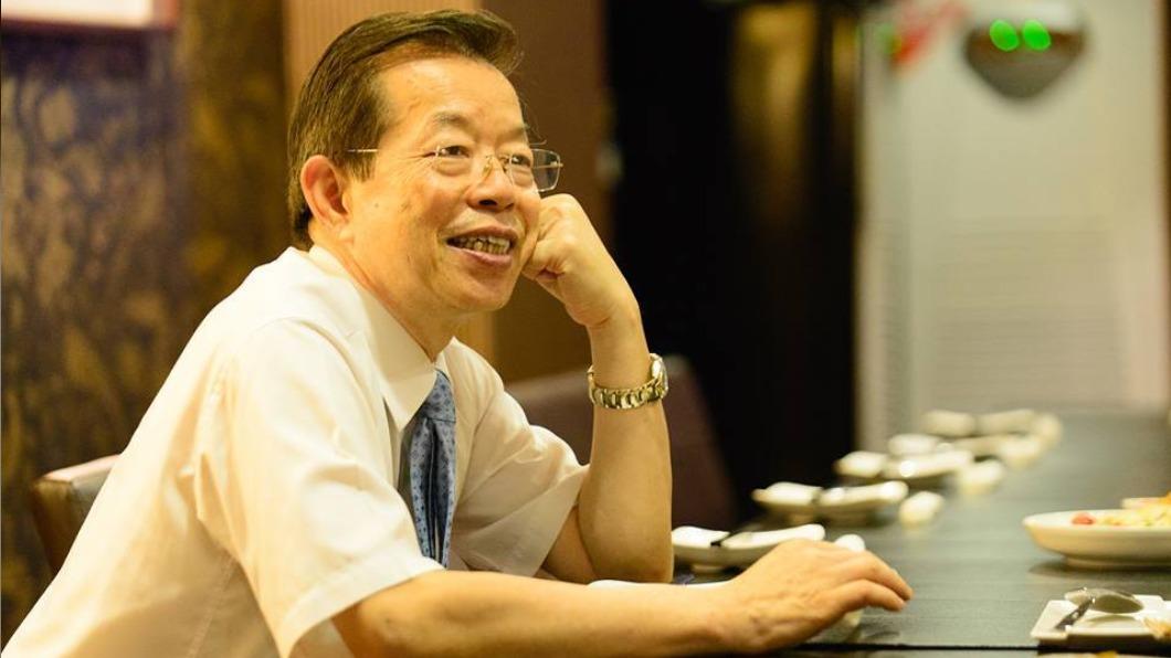謝長廷稱「微量放射性元素有益」 網狂酸:多喝幾杯壓壓驚