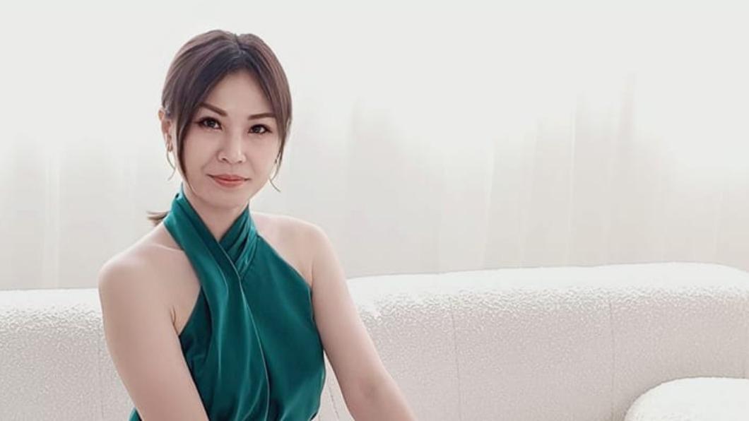 剛認離婚!女星擺攤「日賣200張蔥抓餅維生」 含淚完成父親遺願