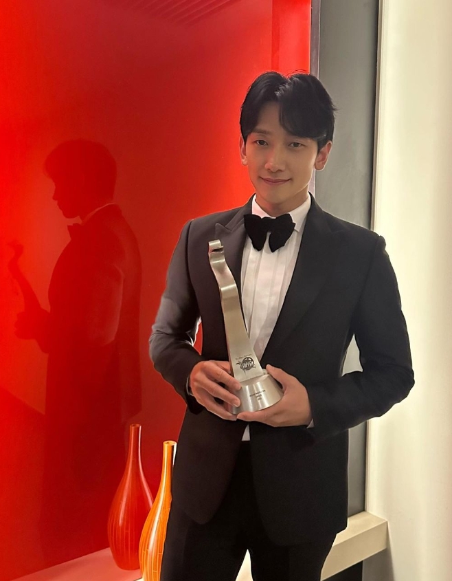 巨蟹座的Rain是公認寵妻愛家的好男人。(圖/翻攝自Rain IG)