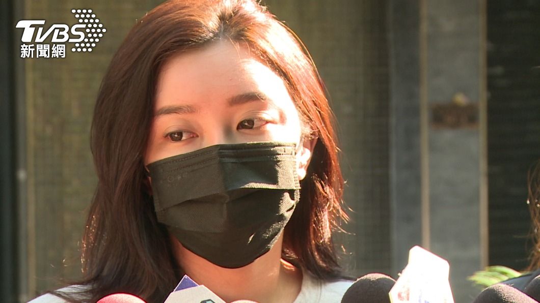 被害人受訪氣得說要是男子喜歡高跟鞋,可以直接送他一雙。(圖/TVBS)