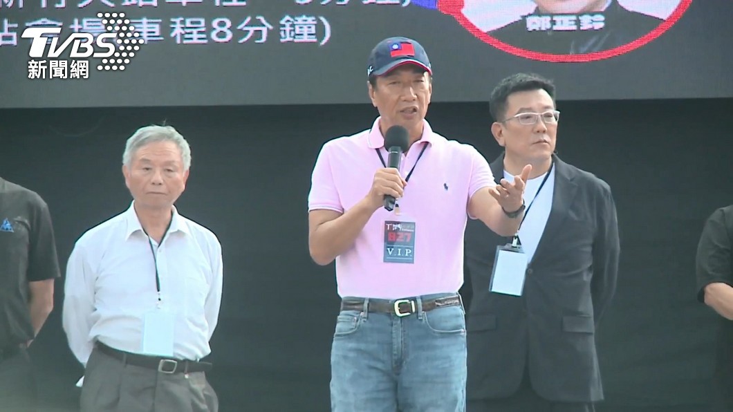 楊志良扯家暴因難修理蔡英文 郭台銘遭酸「找到他的館長」