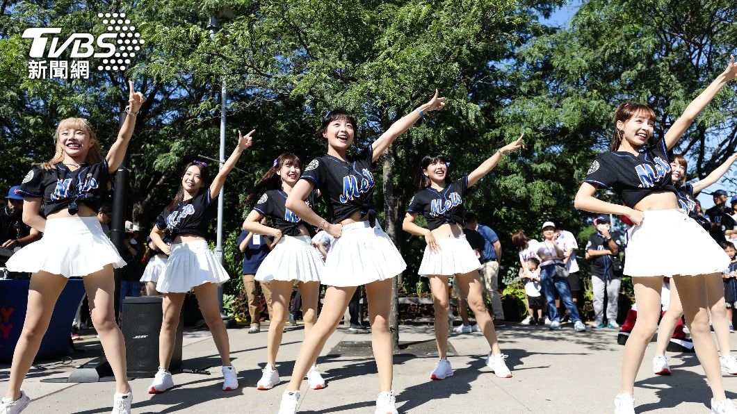 紐約大都會台灣日登場！　樂天女孩台式應援成嬌點