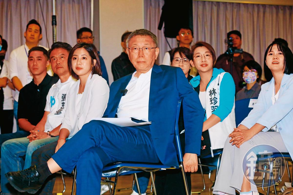面對郭台銘再次隔空喊話要整合,民眾黨回應展現自信,強調該黨總統參選人柯文哲是目前在野黨中最具實力者。(圖/鏡週刊)