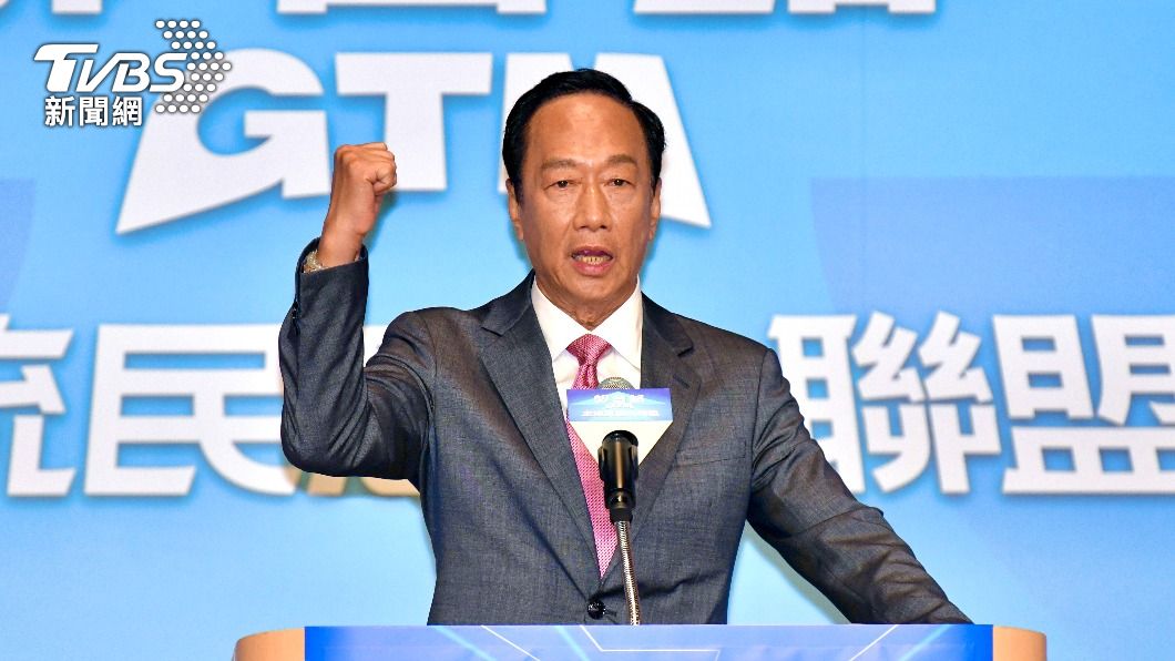 郭台銘參選總統!苦苓「鄭重警告民進黨」1事:別以為躺著選