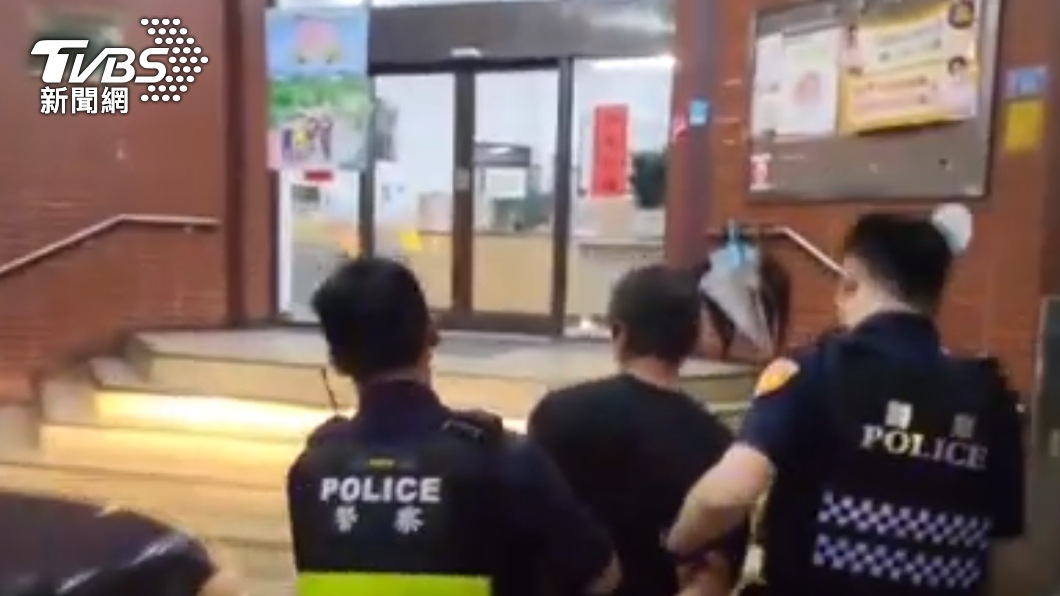 黃嫌被逮捕。（圖／TVBS）