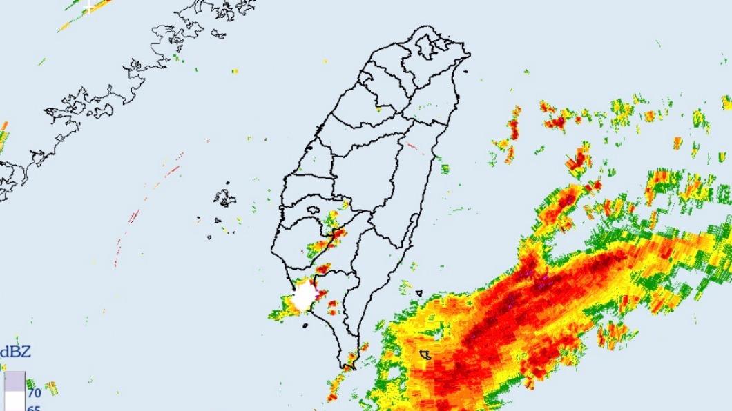 國家警報大響!大雷雨炸南台灣 留意強陣風、冰雹