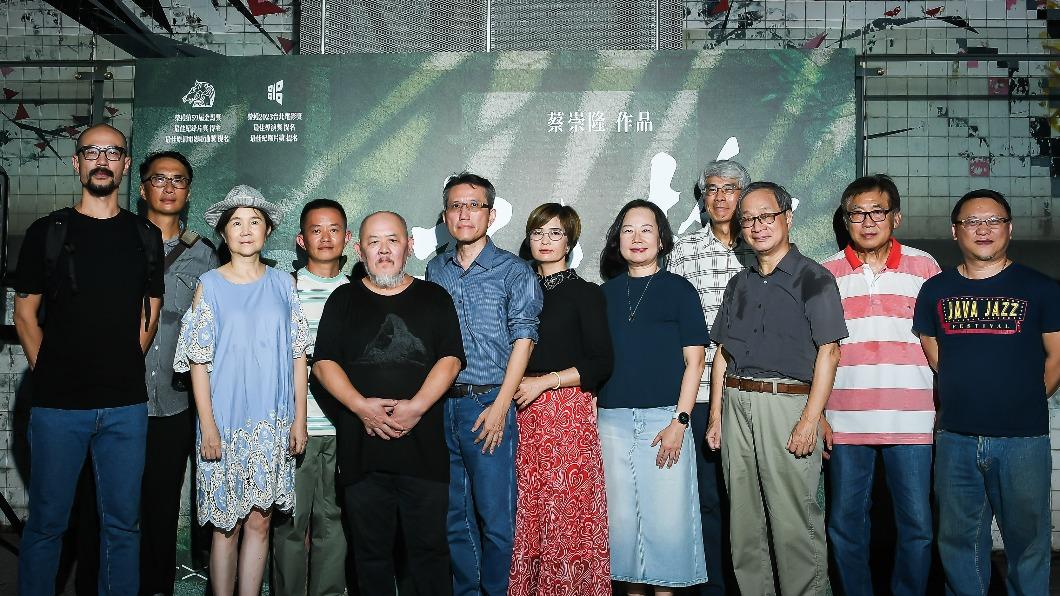 許多影人及紀錄片導演參與《九槍》首映。(圖/瀚草文創提供)