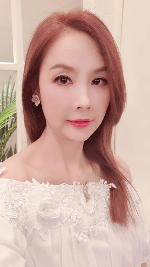 許聖梅認為郭台銘是個大老闆,這一路走來言行必須禁得起檢驗。(圖/翻攝自許聖梅臉書)