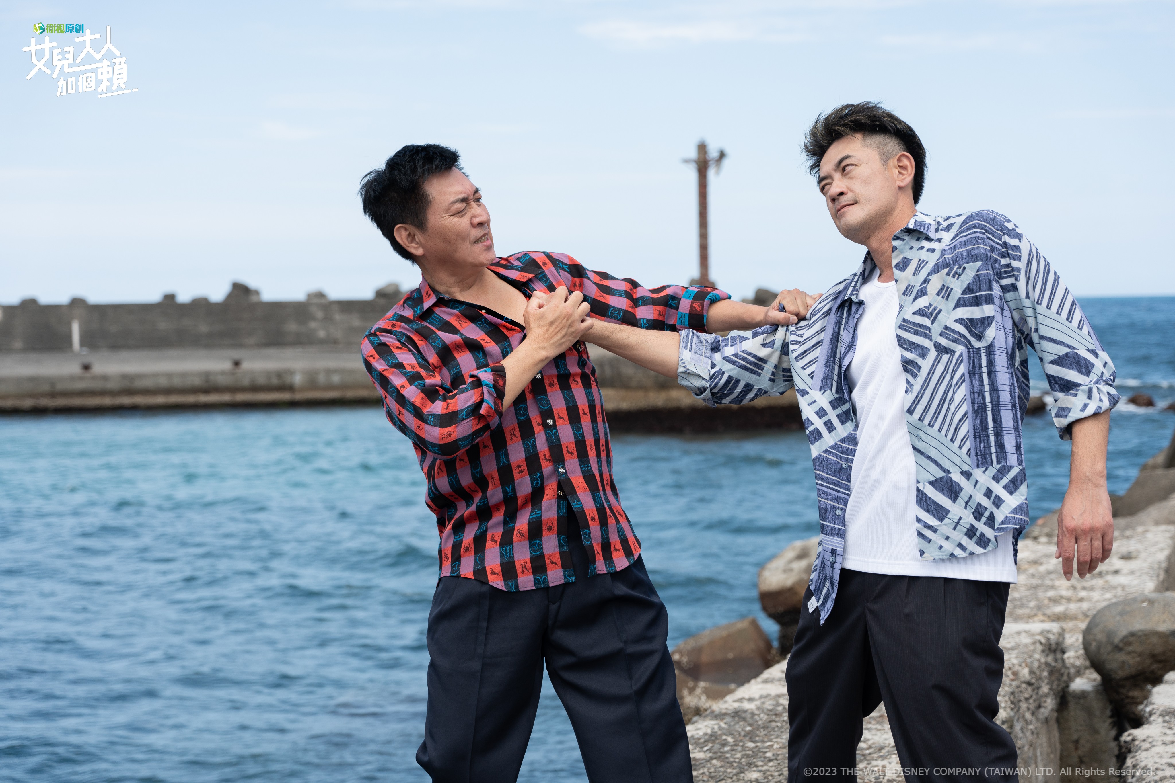 庹宗華（左）大讚柯叔元演技成熟，對戲時有一點小壓力。（圖／衛視原創提供）