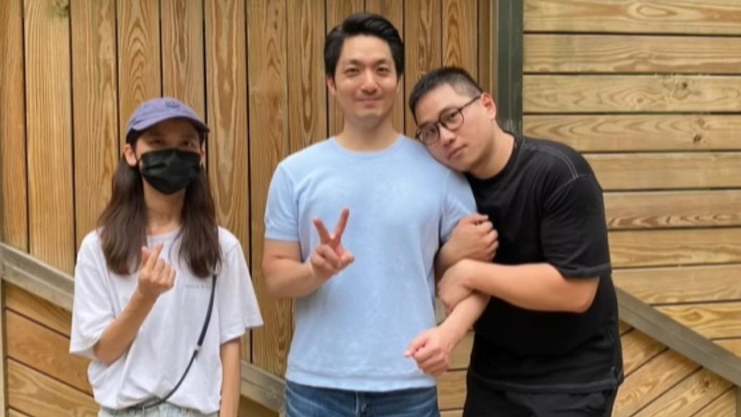摟蔣萬安合照遭酸「錢錢立場」!百萬YTR哭了 痛揭拍攝內幕