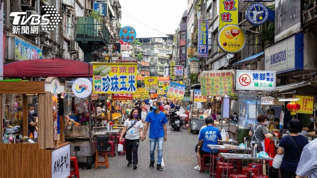 原PO認為台灣的老街、夜市都大同小異。(示意圖,非當事照片/shutterstock達志影像)