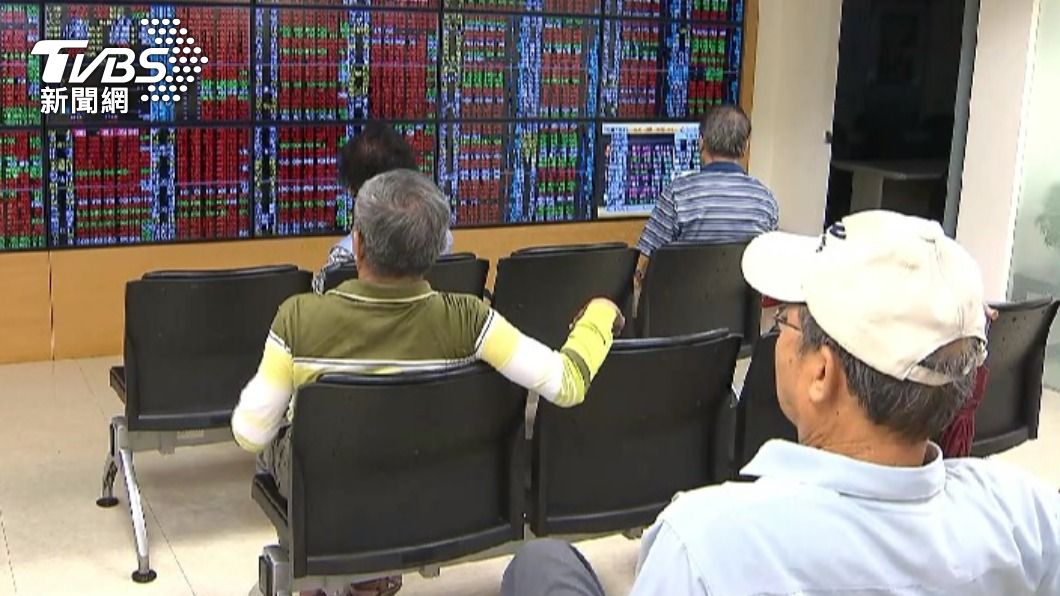 國泰證券APP突然當機,引發用戶不滿。(示意圖/TVBS資料畫面)