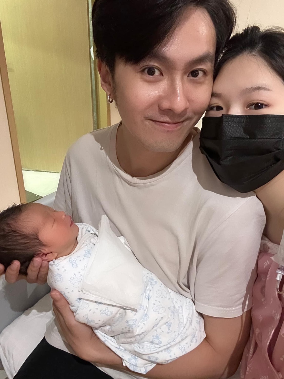 張雁名今年六月升格當爸。(圖/翻攝自張雁名臉書)