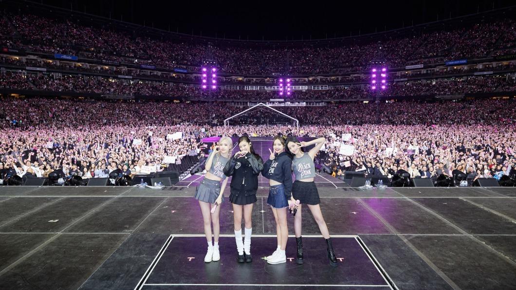 BLACKPINK的世界巡演創下全球女團歷史最高的演唱會收益紀錄。（圖／翻攝自BLACKPINK臉書） 