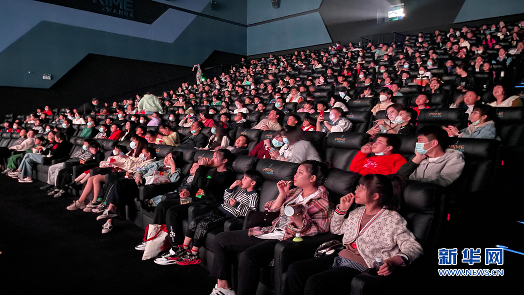 大陸暑假國旅近18.4億人次　旅遊收入1.2兆RMB