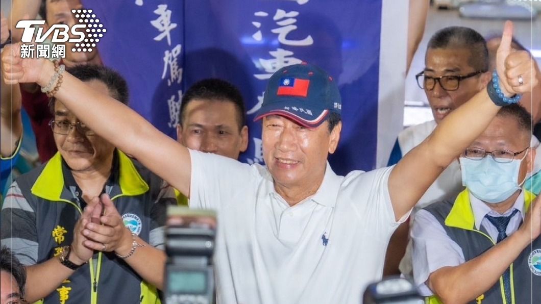 藍白夾殺郭台銘? 邱毅曝「絕處唯一絕招」:死局變活局