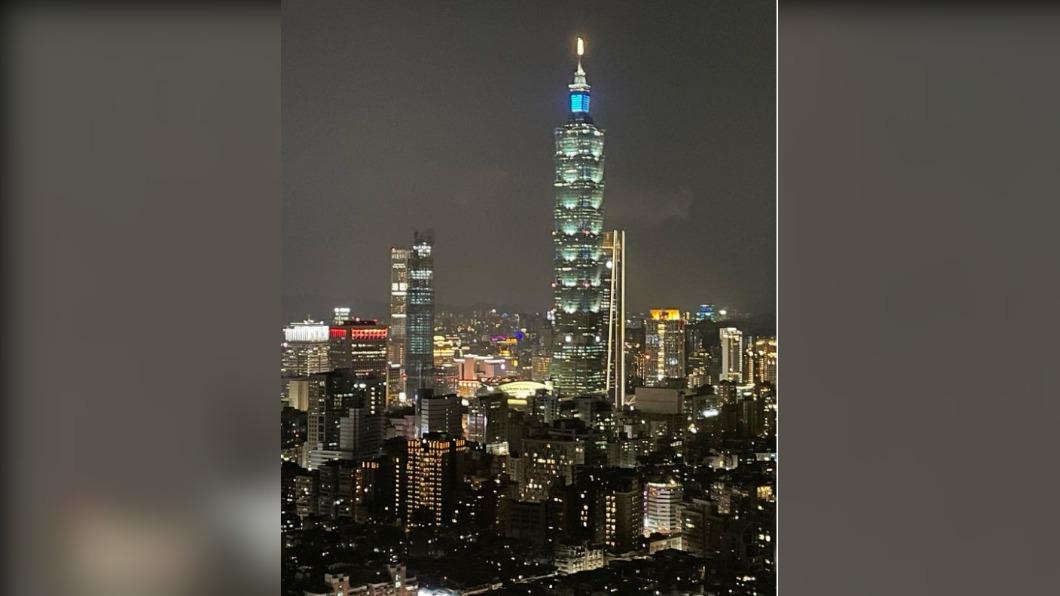 金宣虎PO出台北101的夜景照。(圖 / 翻攝自@seonho__kim IG)