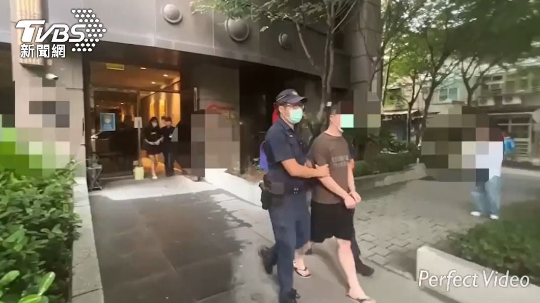 林森北路喝整晚!賓士男逆向衝撞7車 帶女友落跑下場慘了