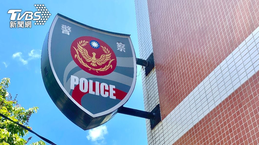 警方勸說下邱男才驚覺是詐騙。（示意圖，非當事人／shutterstock達志影像）