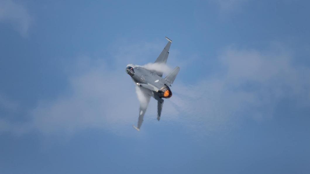 我國空軍現役升級版最新型F-16V戰機。（圖／翻攝自國防部發言人粉專）