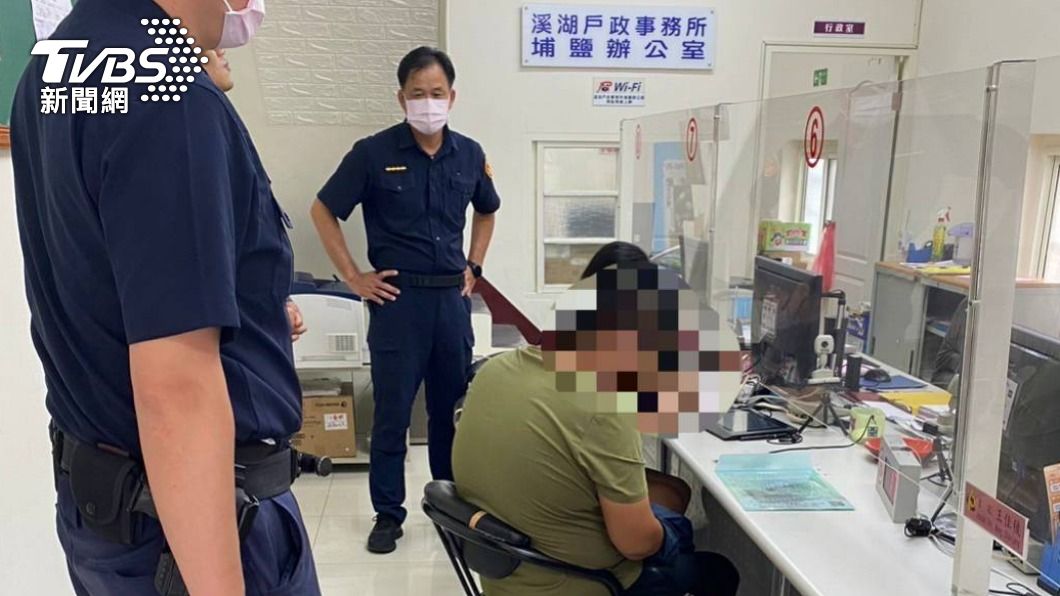 所長當結婚證人!通緝犯憂抱憾服刑 暖警戒護完成終身大事