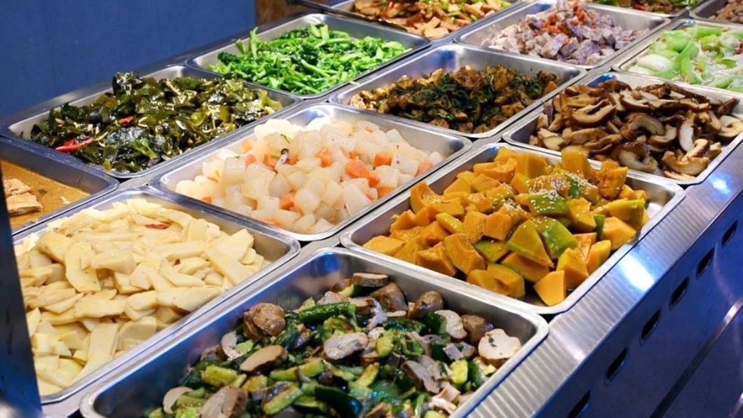 不僅食物多樣好吃,店內環境也乾淨整潔。(圖/寗好生活Ning's Life提供)
