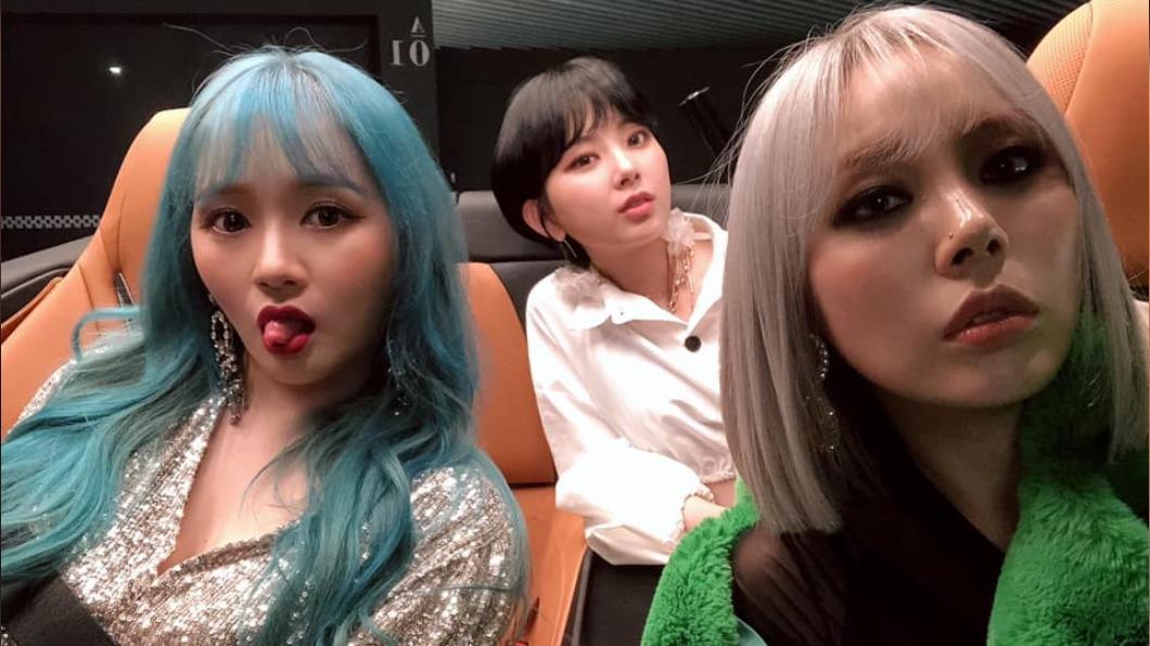 自2團員過世後,女團Ladies' Code以3人制繼續演藝圈,2020年不續約。(圖/翻攝自LADIES CODE臉書)