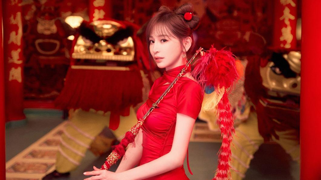 王心凌MV亂了6套造型。(圖/天晴娛樂提供)