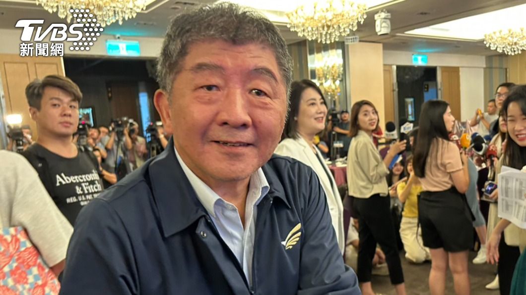 賴清德台北市競選總部主委陳時中今日受訪。(圖/黃宣尹攝)