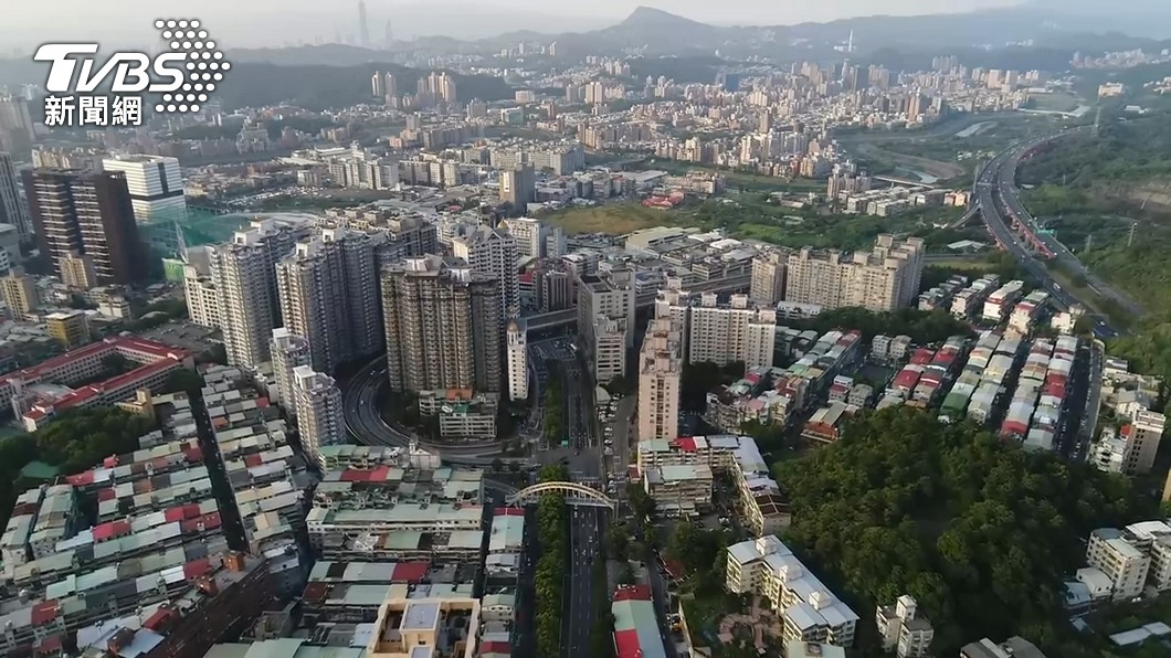 根據內政部實價網發布的資訊,七月台北市預售屋平均成交單價為每坪108.68萬元,創下有統計以來新高。(示意圖/TVBS資料畫面)