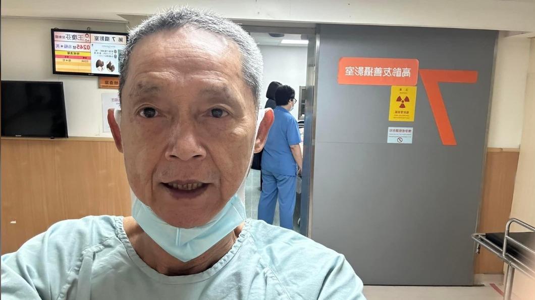鄭平君自豪骨頭密度高。(圖/翻攝自鄭平君臉書)