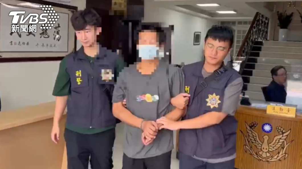 嫌犯被依法移送。（圖／TVBS）