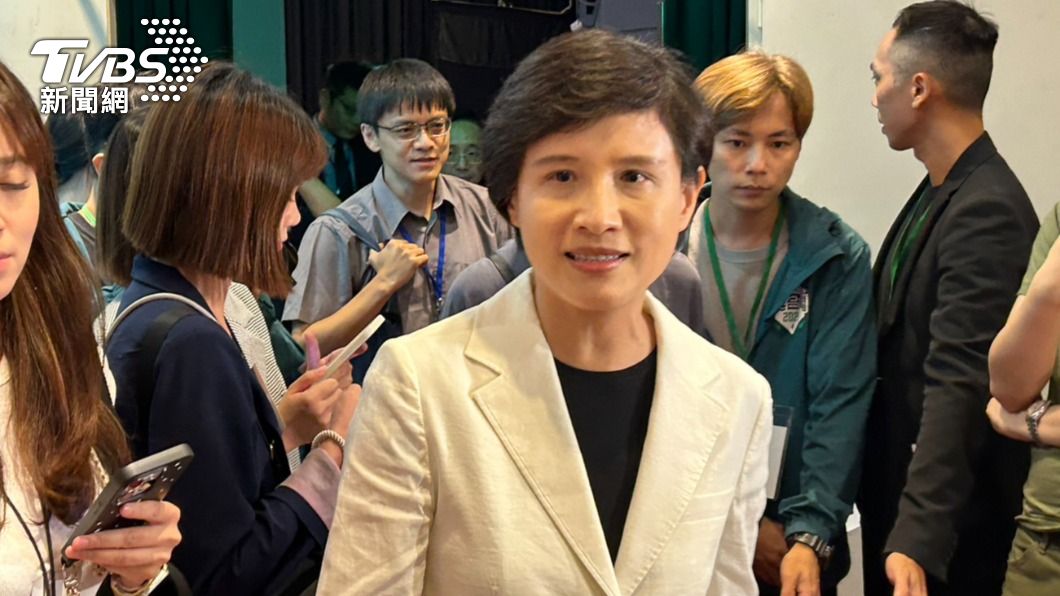 狂被傳任賴清德副手、不分區?鄭麗君重申:沒有選舉規劃