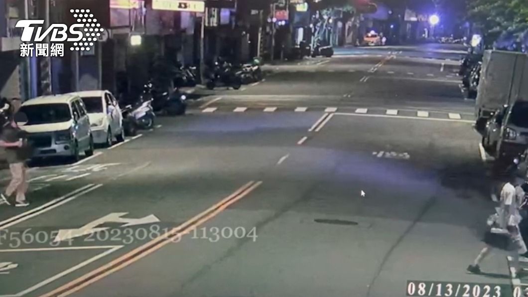 該名男子今（6日）在機場遭警方逮捕。（圖／警方提供）