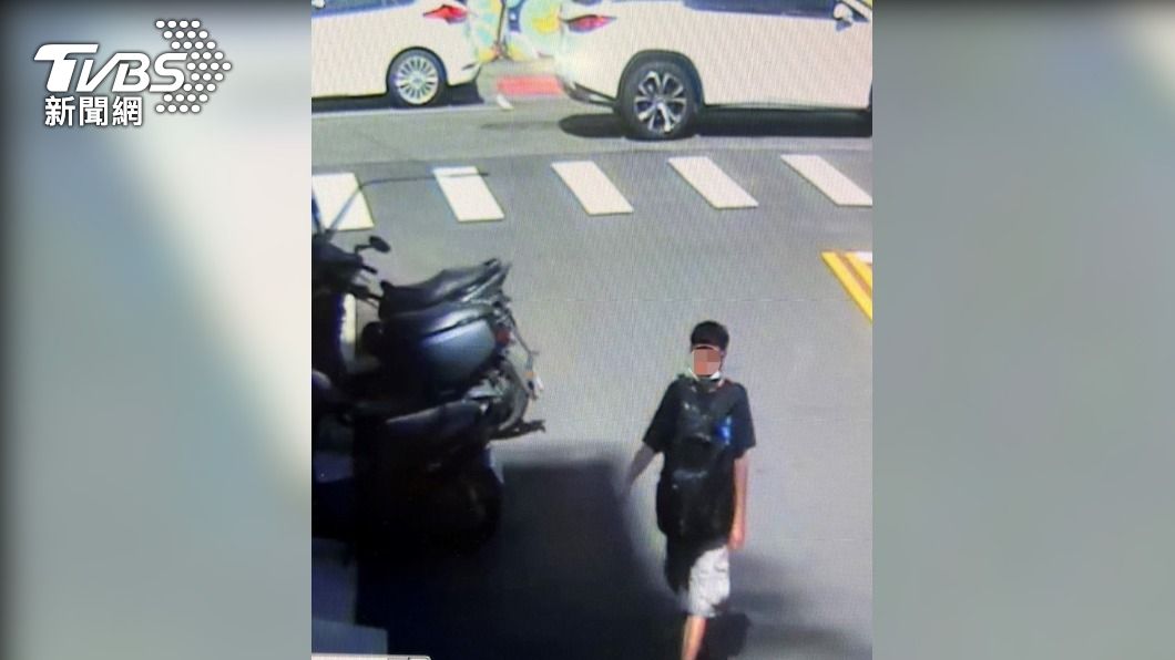 塗鴉客變裝四次還換搭多部計程車，終被警方逮捕。（圖／警方提供）