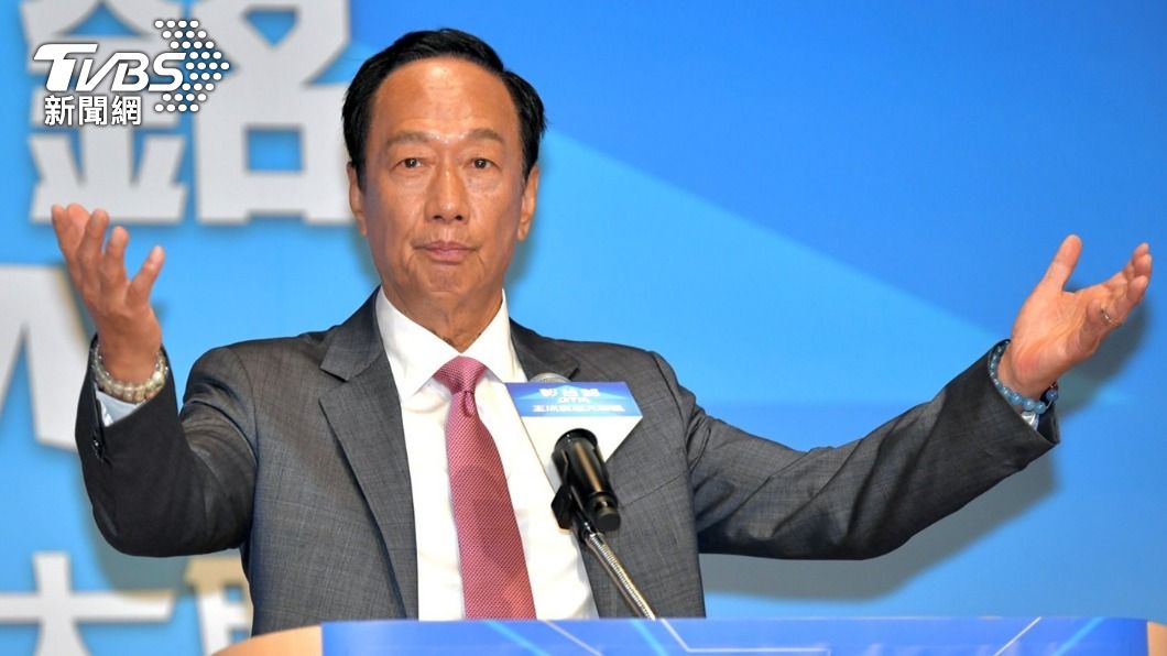 邱毅認為郭台銘被修理到氣急敗壞大駡媒體記者是遷怒。(圖/TVBS)
