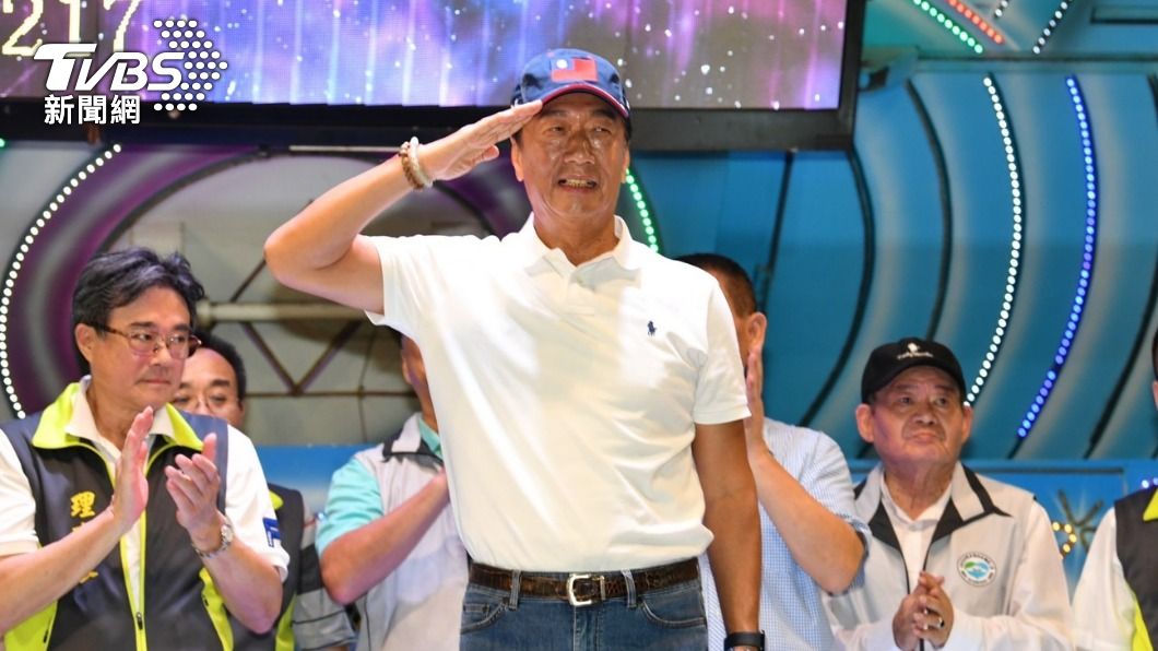 邱毅說曾建議郭台銘若有心角逐大位,就先買下一個媒體。(圖/TVBS)